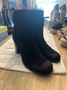 Frye inside zip bootiea Women's Black Suede Ankle Boot - Classic Block Heel